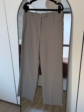 Straight Fit Dress Pants in Green